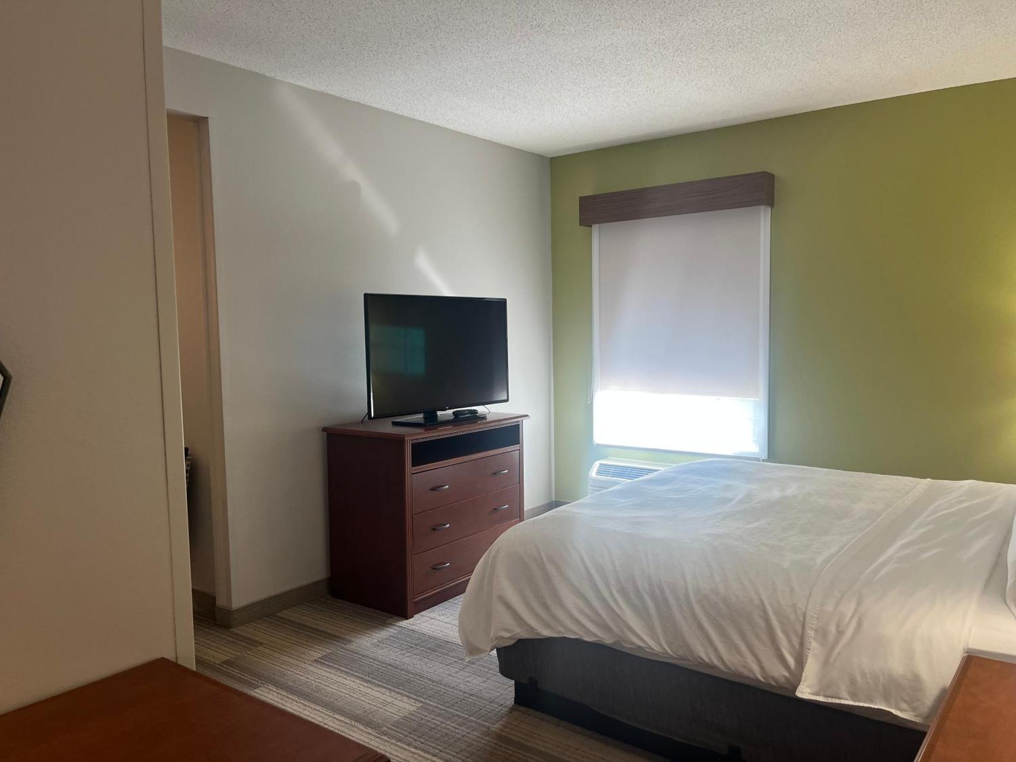 Holiday Inn Express Hotel & Suites Sioux Falls At Empire Mall, An Ihg Hotel Екстериор снимка