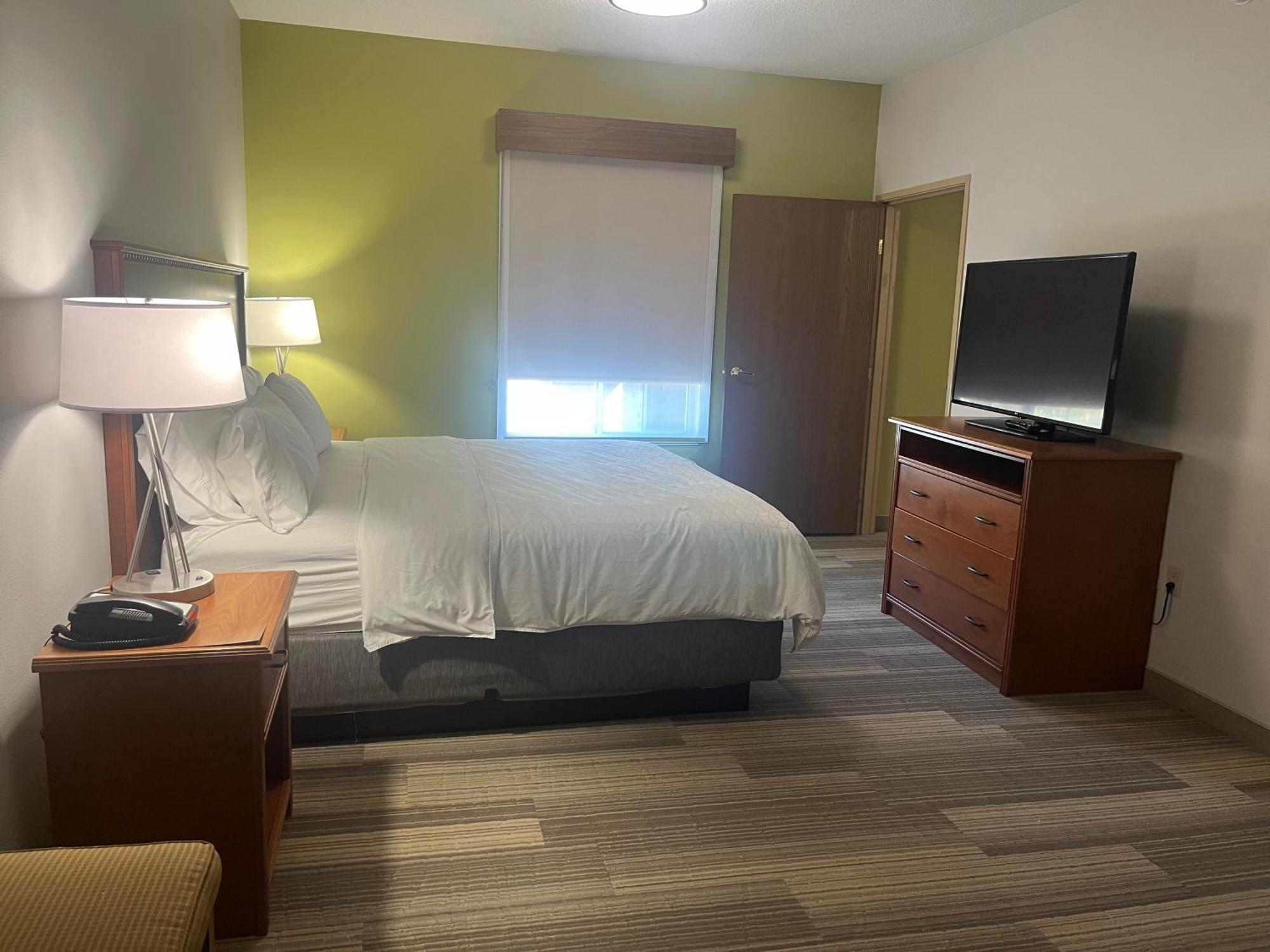 Holiday Inn Express Hotel & Suites Sioux Falls At Empire Mall, An Ihg Hotel Екстериор снимка