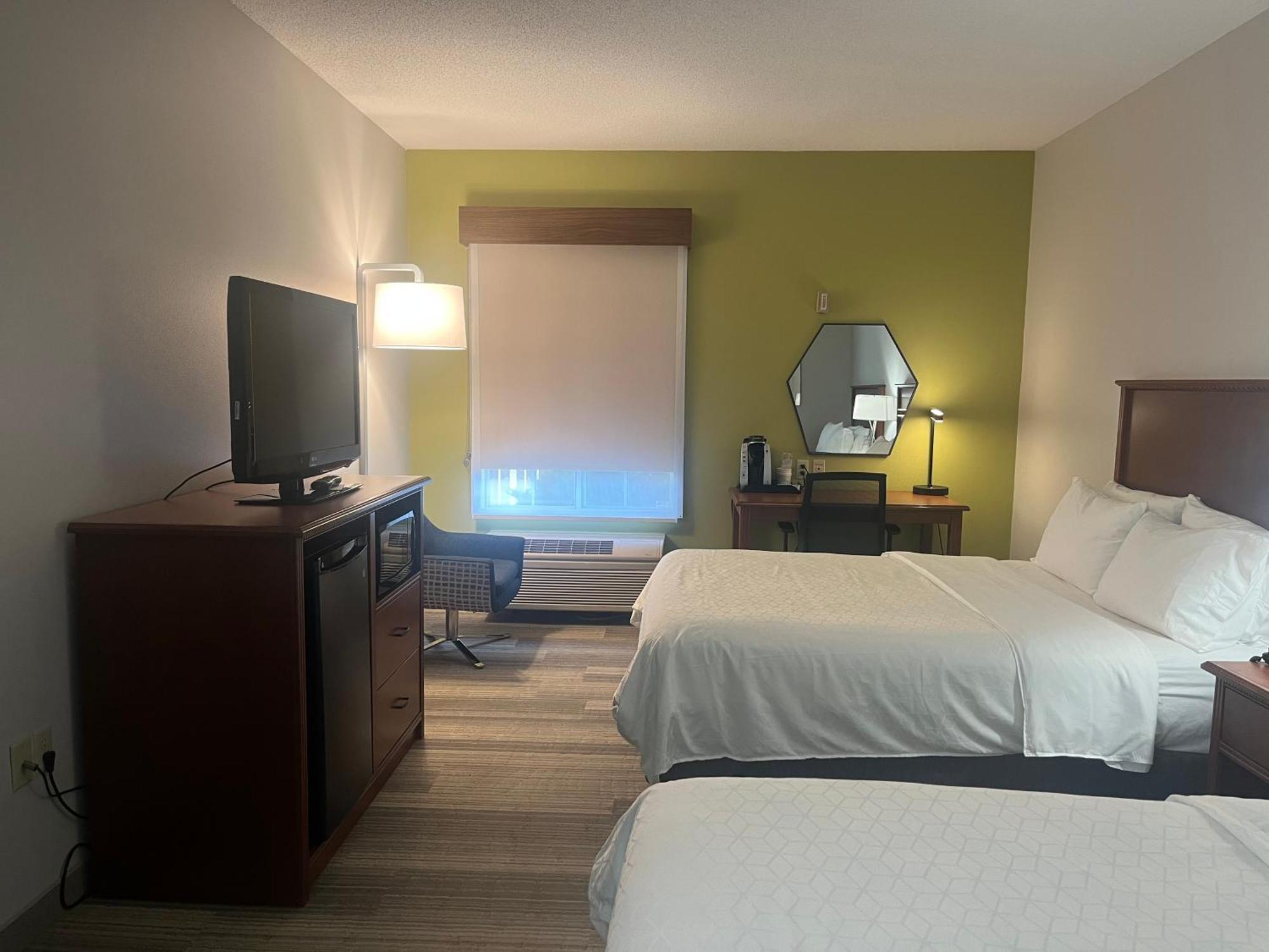 Holiday Inn Express Hotel & Suites Sioux Falls At Empire Mall, An Ihg Hotel Екстериор снимка